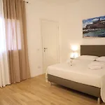 Domus Levante בארי